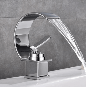 Blackwood - Waterfall Single Handle Faucet | Bright & Plus.