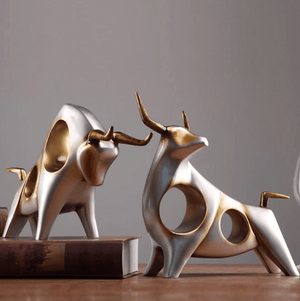 Bull of Wall Street Office Ornament | Bright & Plus.