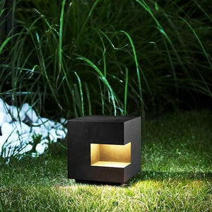 Modern LED Lawn Light Outdoor | Bright & Plus.