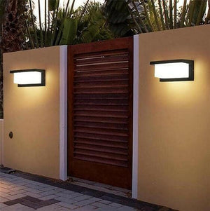 Modern LED Outdoor Light | Bright & Plus.