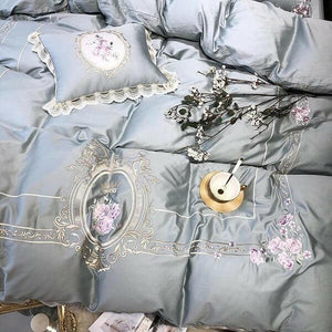 Buckingham Royal Rose Duvet Cover (7 Pieces) Bedding | Bright & Plus.