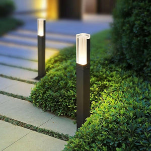 Darius - Outdoor Post Lamp