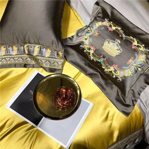 Hadi Embroidered Border Satin Duvet Cover Set | Bright & Plus.