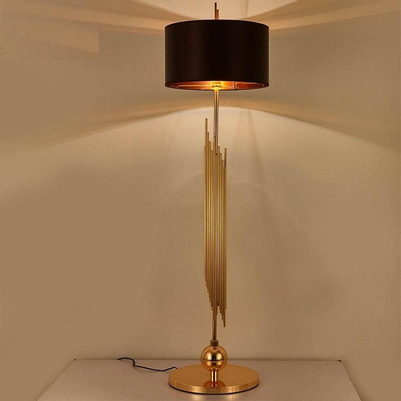 Ugo - Nordic Post-modern Golden Floor Lamp